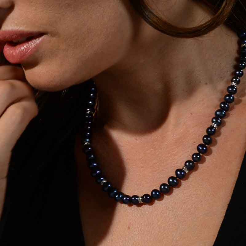 Midnight Spell Zwarte Parelketting met GRATIS bijpassende oorbellen